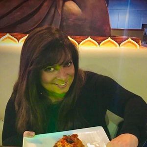 Meet your Posher, Lori